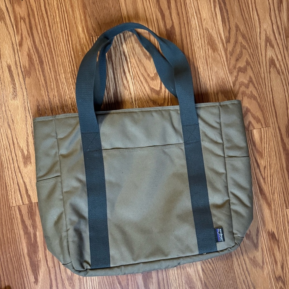 Patagonia Barista tote bag in olive green